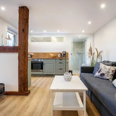 Manthei Apartment